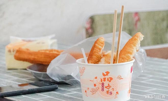 烊的宵夜店！生意怎么样？pg电子试玩春节都不打(图7)